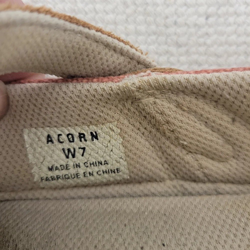 Acorn Linen Mary Jane With Vibram Sole Leather Strap Closure Size 7